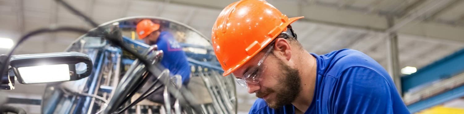 New hires in maintenance — page hero